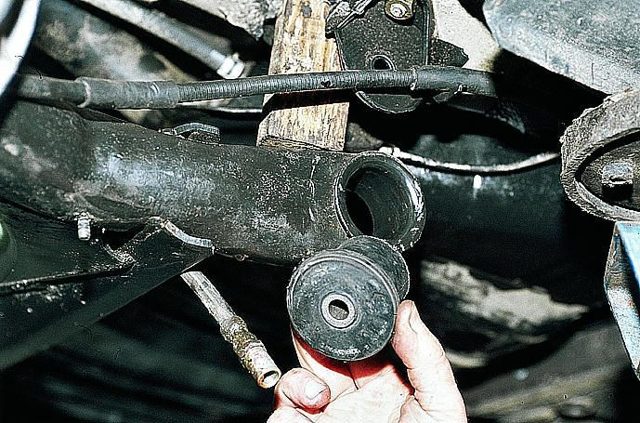 7 шагов по демонтажу и установке сайлентблоков: подробная инструкция на примере задней балки