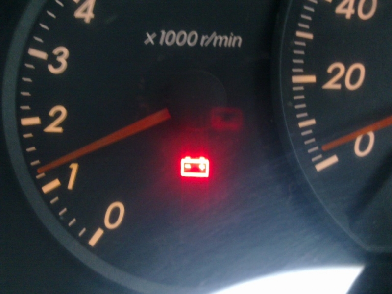 Аккумулятор для ваз 2114 и 2115: почему горит лампочка и не идет зарядка, какой выбрать акб?