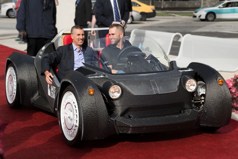 Автомобиль распечатанный на 3d принтере за 44 часа