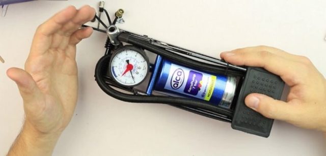 Автомобильный ножной насос: устройство, 4 преимущества и 5 лучших моделей