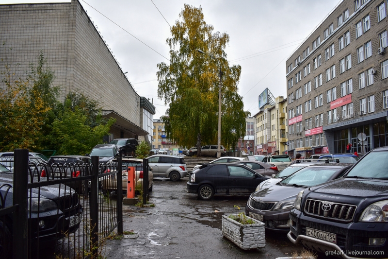 Даешь пробки: многие улицы в российских городах станут пешеходными