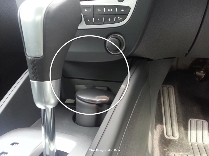 Диагностический разъем renault logan, megane 2 и duster: диагностика своими руками