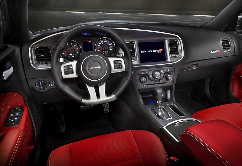 Dodge charger srt8 2012 характеристики