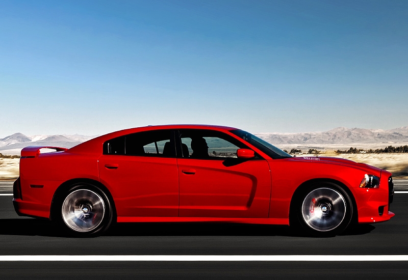 Dodge charger srt8 2012 характеристики