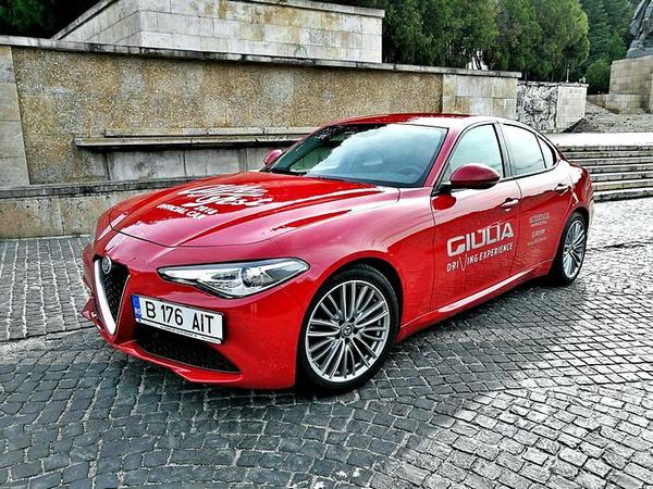 Driven: новая джулия смело отправляется туда, где нет alfa romeo.