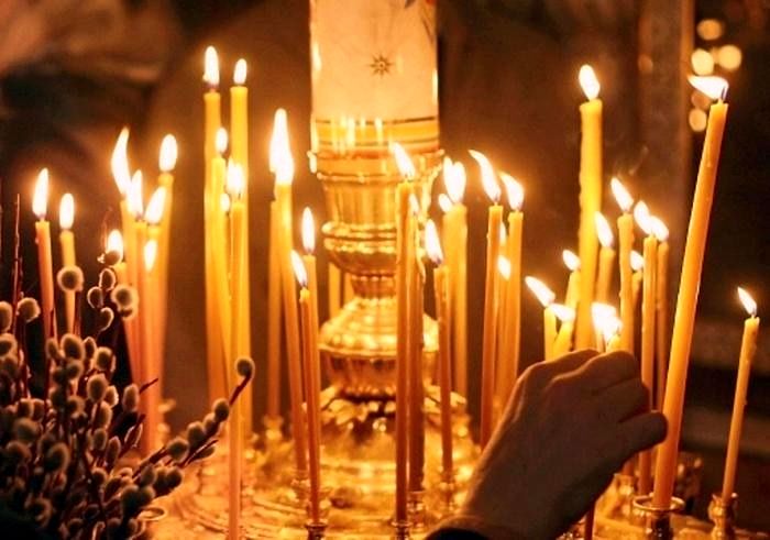 Где ставить свечи в церкви