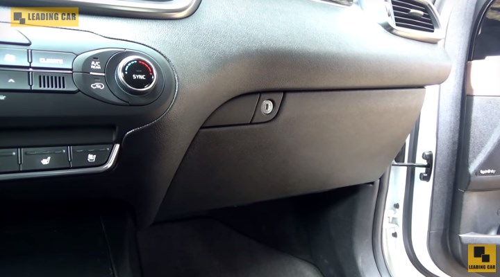 Инструкция по самостоятельной замене салонного фильтра в автомобиле kia rio