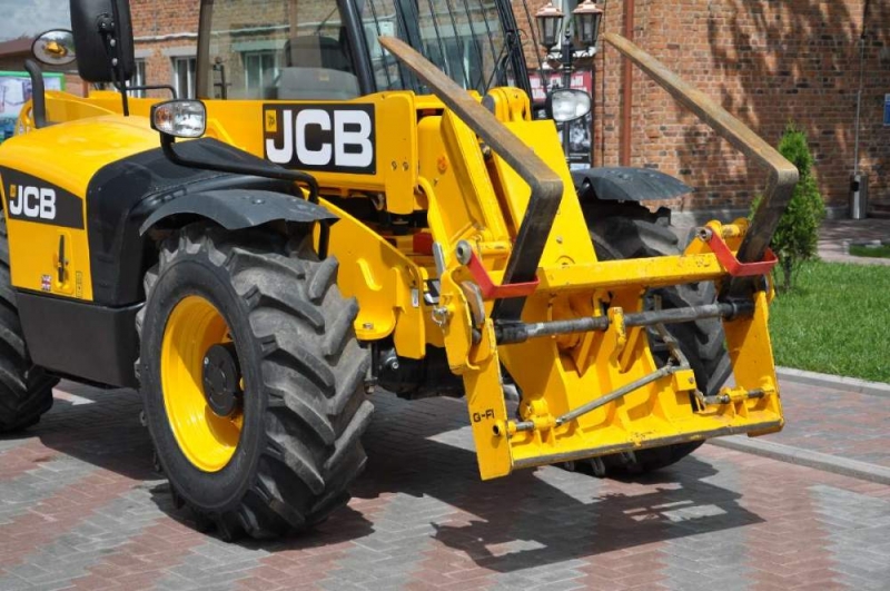 Jcb 531-70: цены и характеристики, фотографии и обзор