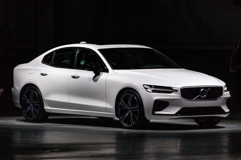 Как новый 2019 volvo s60 складывается по сравнению с его предшественником?
