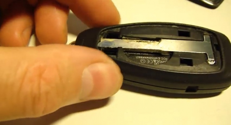 Как открыть ключ форд фокус 2