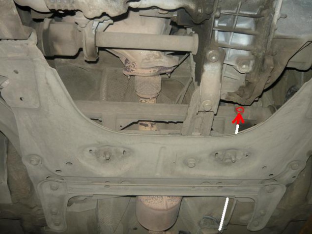 Как подтянуть рейку на рено логан