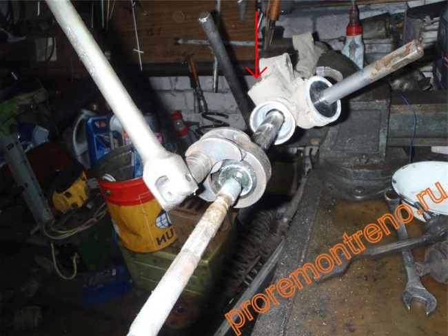 Как подтянуть рейку на рено логан