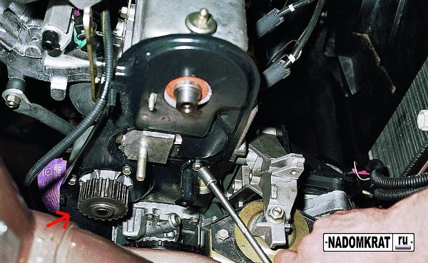 Как поменять помпу на ваз 2115 видео