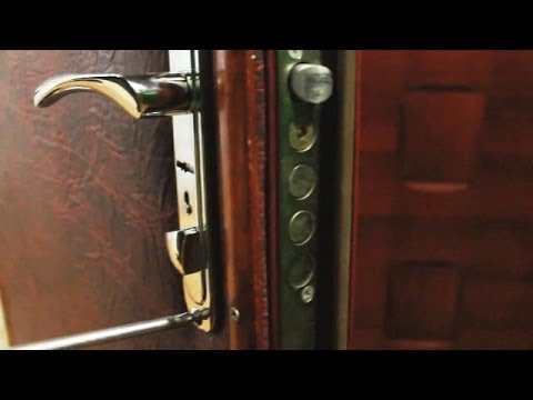 Как поменять ручку на входной металлической двери