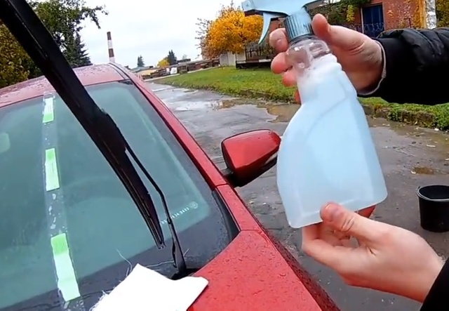 Как приготовить антидождь для стекла автомобиля всего из 2 компонентов