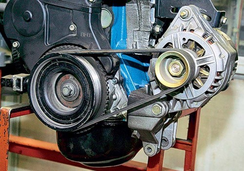 Как снять генератор на lada priora? 3 возможных способа