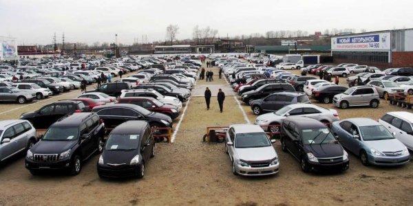 Когда выгоднее всего покупать подержанную машину