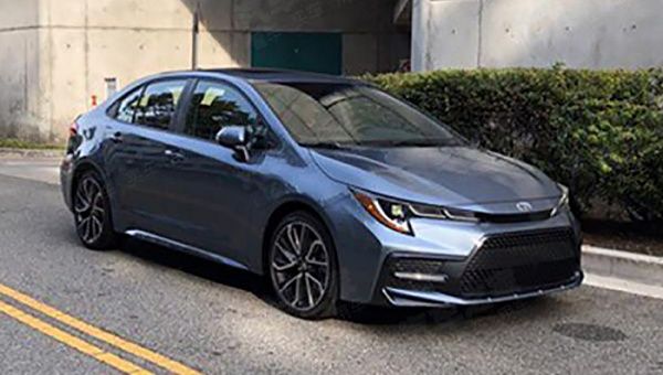 Новейшую тоета corolla сфотографировали на тестах