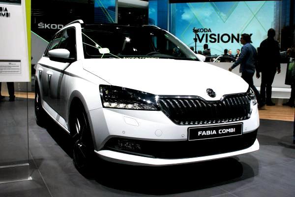 Новые цены и спецификации skoda fabia 2018 года показали