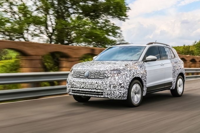 Новый 2018 volkswagen t-cross suv снова проверил тестирование