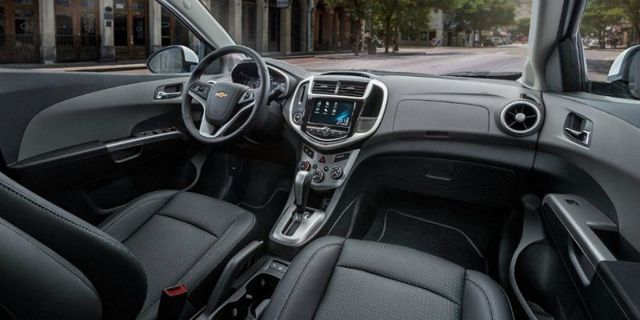 Обзор автомобиля chevrolet aveo хэтчбек и седан: технические характеристики, комплектации и цены на 2019 год