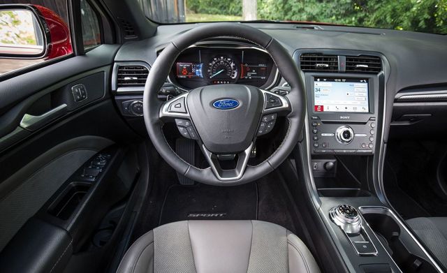 Обзор автомобиля ford fusion: основные технические характеристики и комплектации на 2019 год