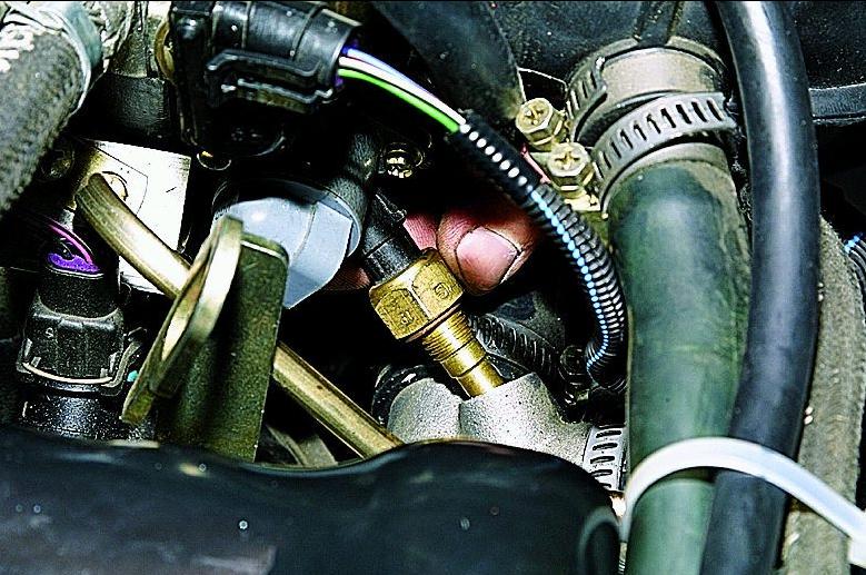 Описание датчика температуры охлаждающей жидкости и всей системы chevrolet niva