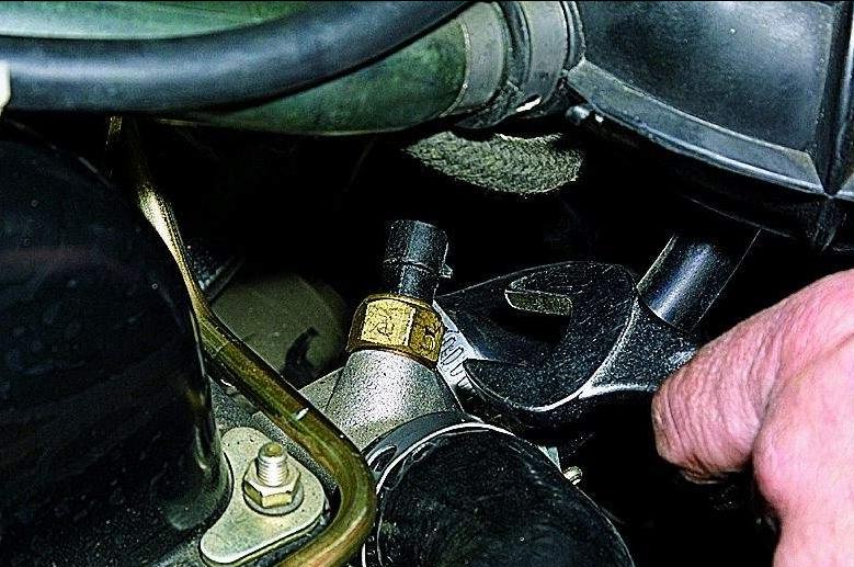 Описание датчика температуры охлаждающей жидкости и всей системы chevrolet niva