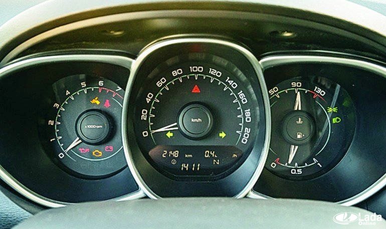 Панель приборов lada vesta: описание индикаторов, ремонт и фото щитка