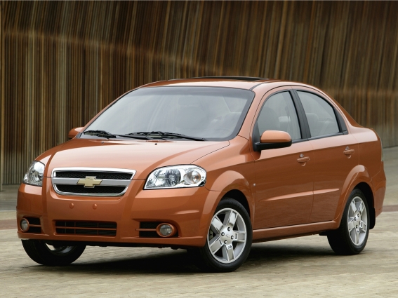 Почему автомобиль chevrolet aveo не набирает обороты при нажатии на педаль газа?