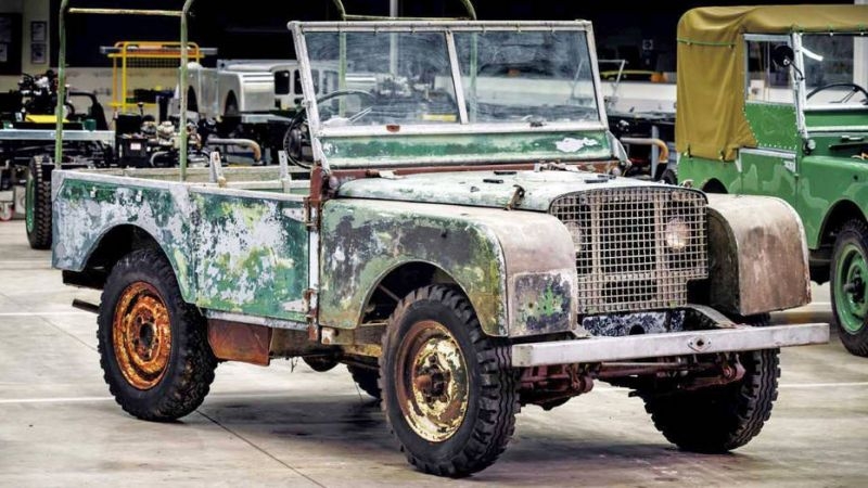 Почему на земле кто-нибудь заплатит 200 тысяч долларов за land rover defender works v8?