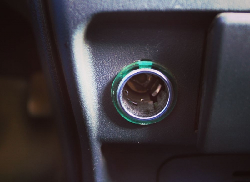 Почему не работает прикуриватель на ваз 2114, как произвести ремонт и замену?