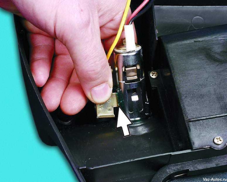 Почему не работает прикуриватель на ваз 2114, как произвести ремонт и замену?