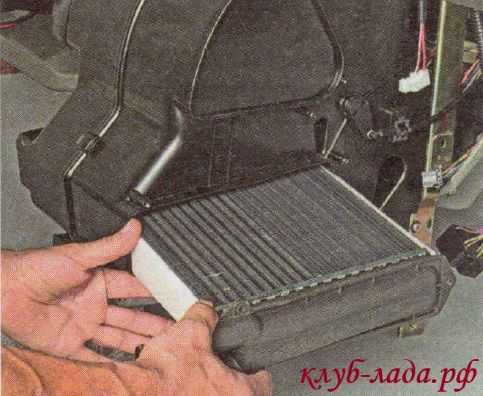 Подробная инструкция по замене радиатора печки на lada kalina своими руками