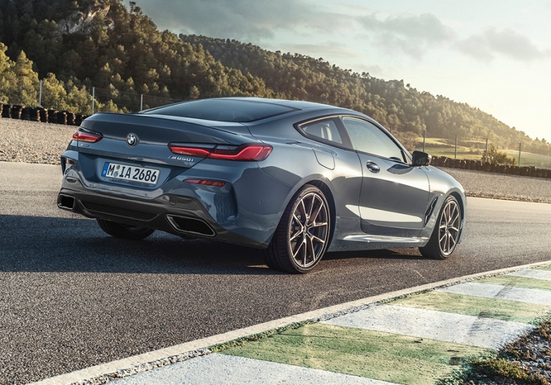 Представлена новая «восьмерка» bmw