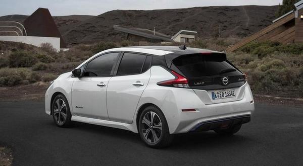 Премьеры nissan в апреле: новый электрокар и рамный внедорожник terra