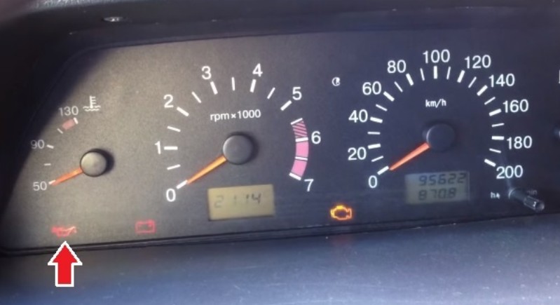 Причины загорания индикатора давления масла и меры устранения неисправности