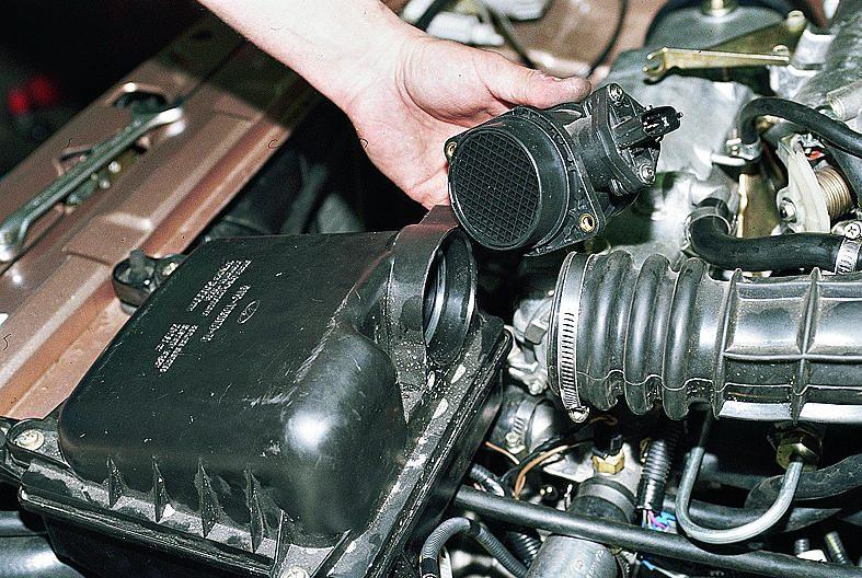 Признаки неисправности дмрв на lada kalina и granta: как проверить и почистить датчик воздуха