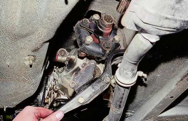 Процесс замены вилки педали сцепления на ваз 2107: фото- и видеообзор