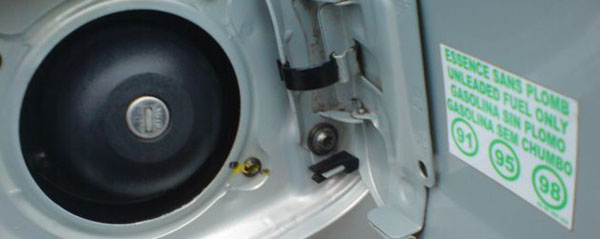 Рено сандеро какой бензин лить