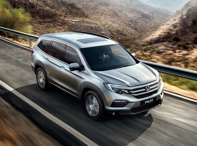 Рестайлинговые кроссоверы honda pilot и hr-v получили обновлённую «мультимедийку» и системы безопасности
