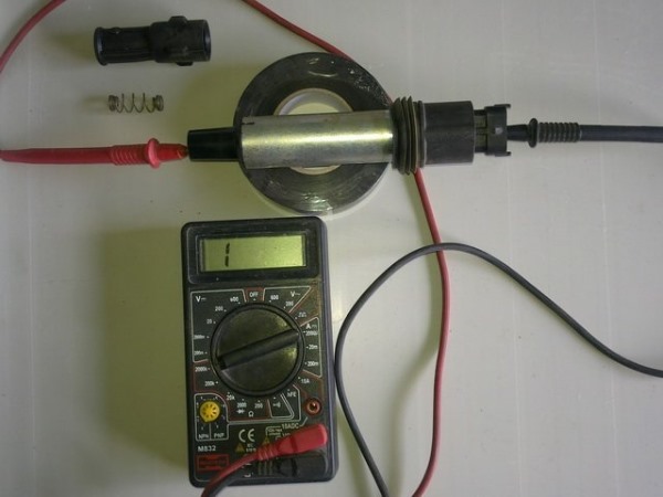 Руководство, как проверить катушку зажигания мультиметром и искрой, видео