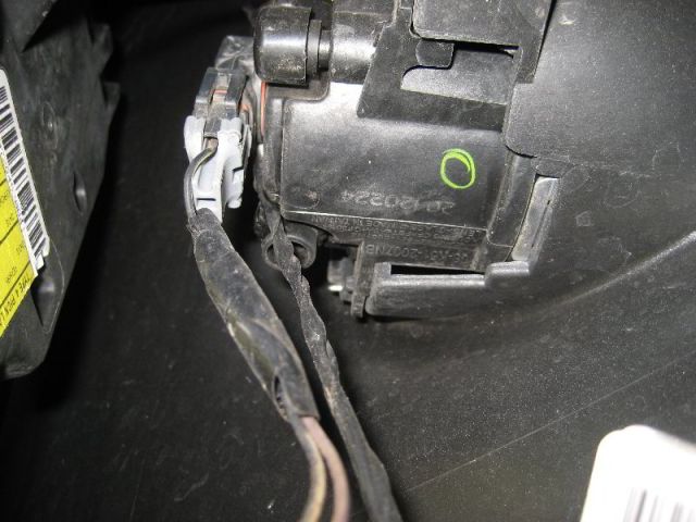 Руководство по замене противотуманных ламп ford focus 3, этапы, рекомендации