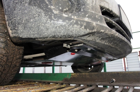 Самостоятельная установка защиты картера на автомобиль lada granta