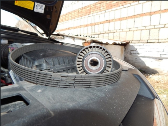 Самостоятельная замена ремня генератора lada granta: инструкции с фото