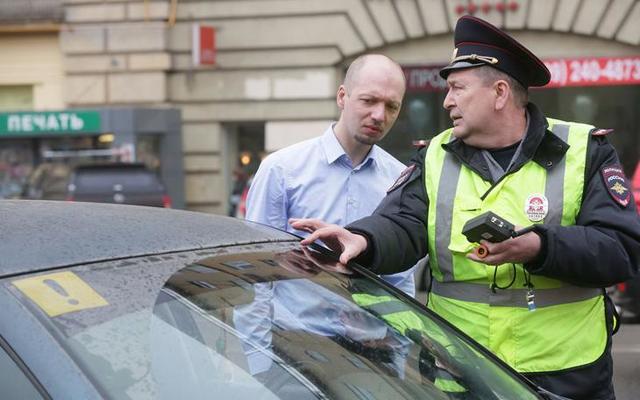 Топ-8 самых частых причин для остановки автомобиля гаишниками