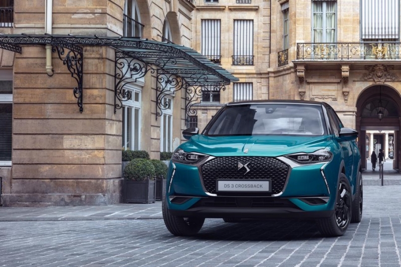 В париже дебютирует электрический кроссовер ds 3 crossback