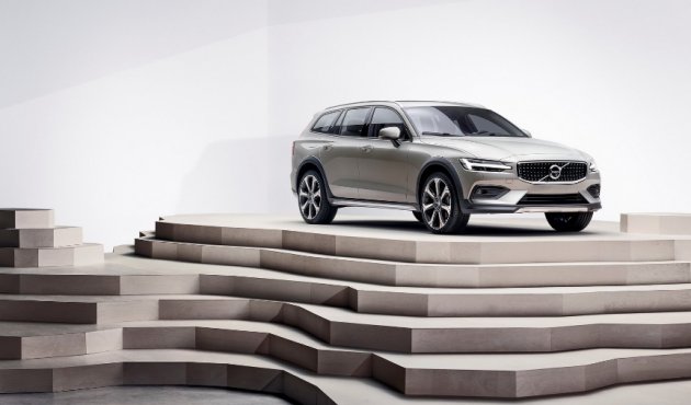 Volvo начинает поставки автомобилей, заказанных через службу подписки
