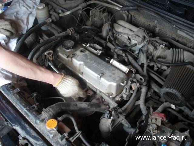 Замена и расход масла в двигателе mitsubishi lancer 9 и 10: советы и инструкции