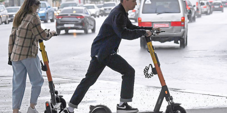 Эксперты раскритиковали проект ГОСТа для электросамокатов